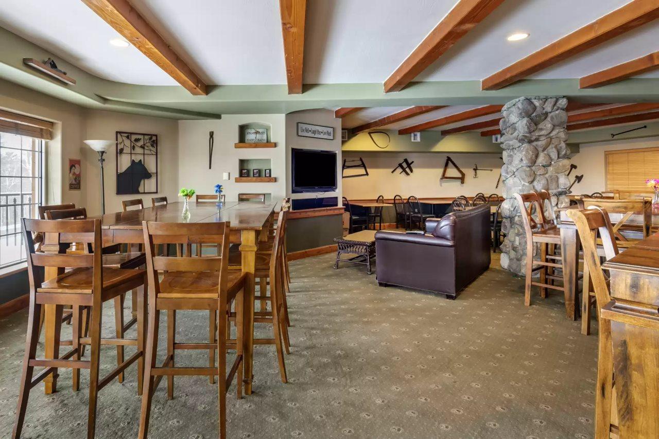 Mountain Edge Suites At Sunapee, Ascend Hotel Collection Mount Sunapee Exterior photo